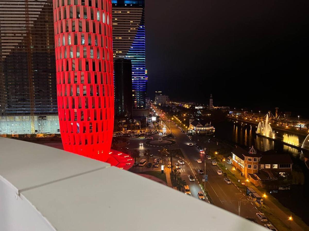 Gq Apartments On First Line Batumi Ngoại thất bức ảnh