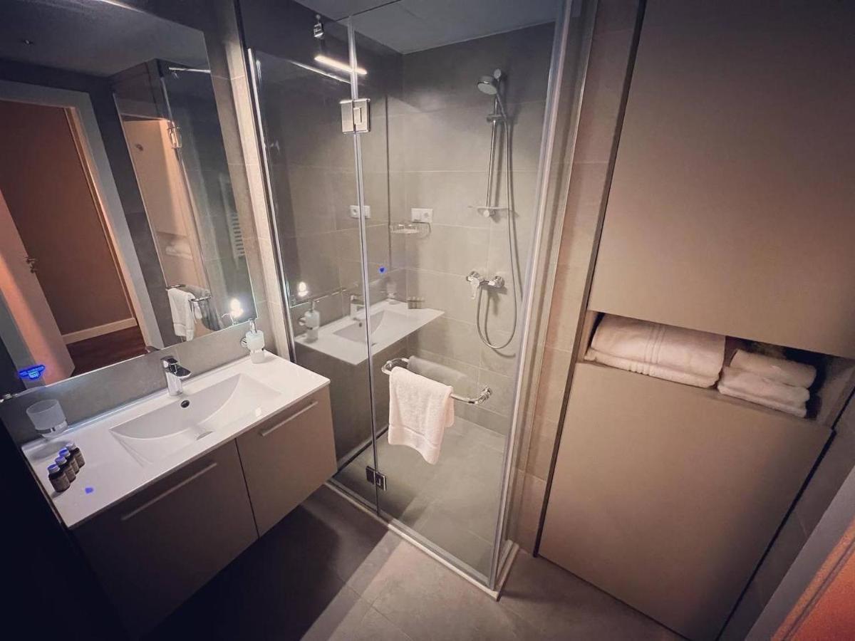 Gq Apartments On First Line Batumi Ngoại thất bức ảnh