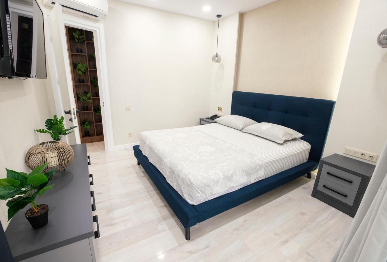 Gq Apartments On First Line Batumi Ngoại thất bức ảnh